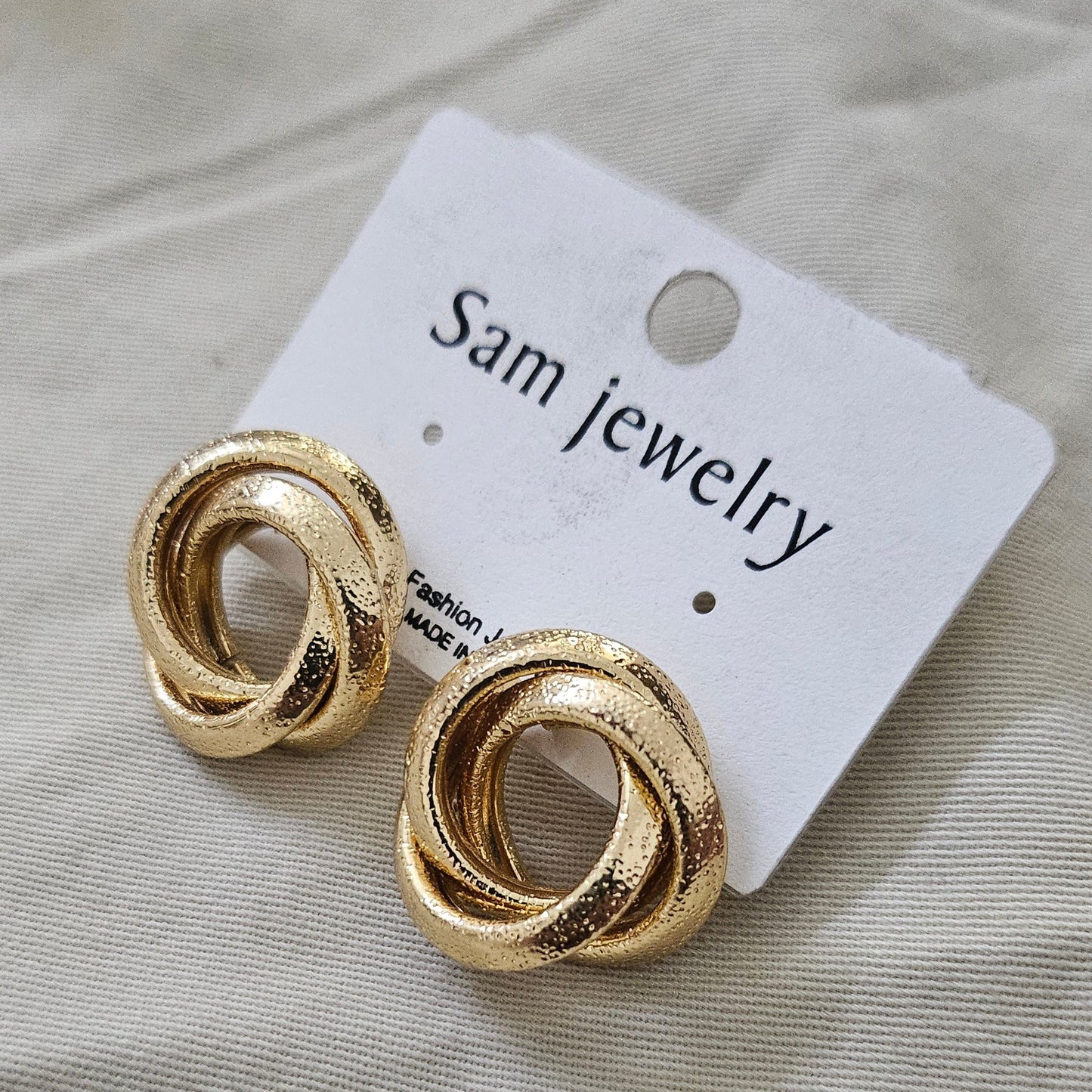 Classic Gold knot Stud Earrings