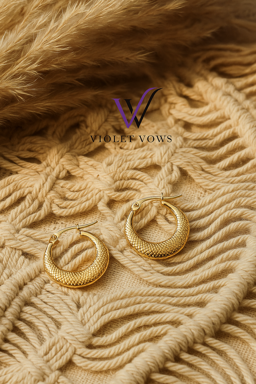 Diamond-Cut Pattern Gold Hoop Earrings