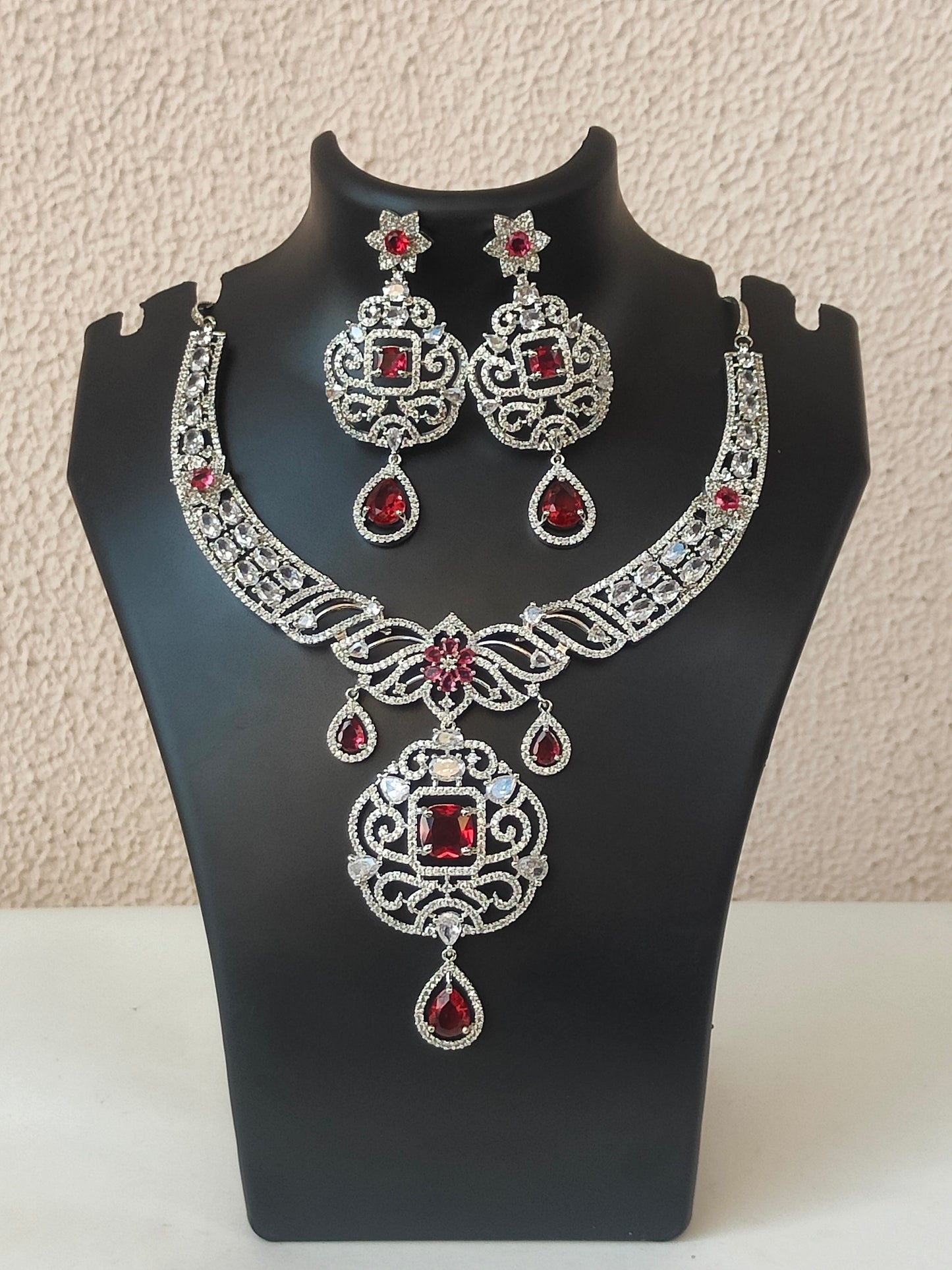 Crimson Radiance Jewel Set - Red