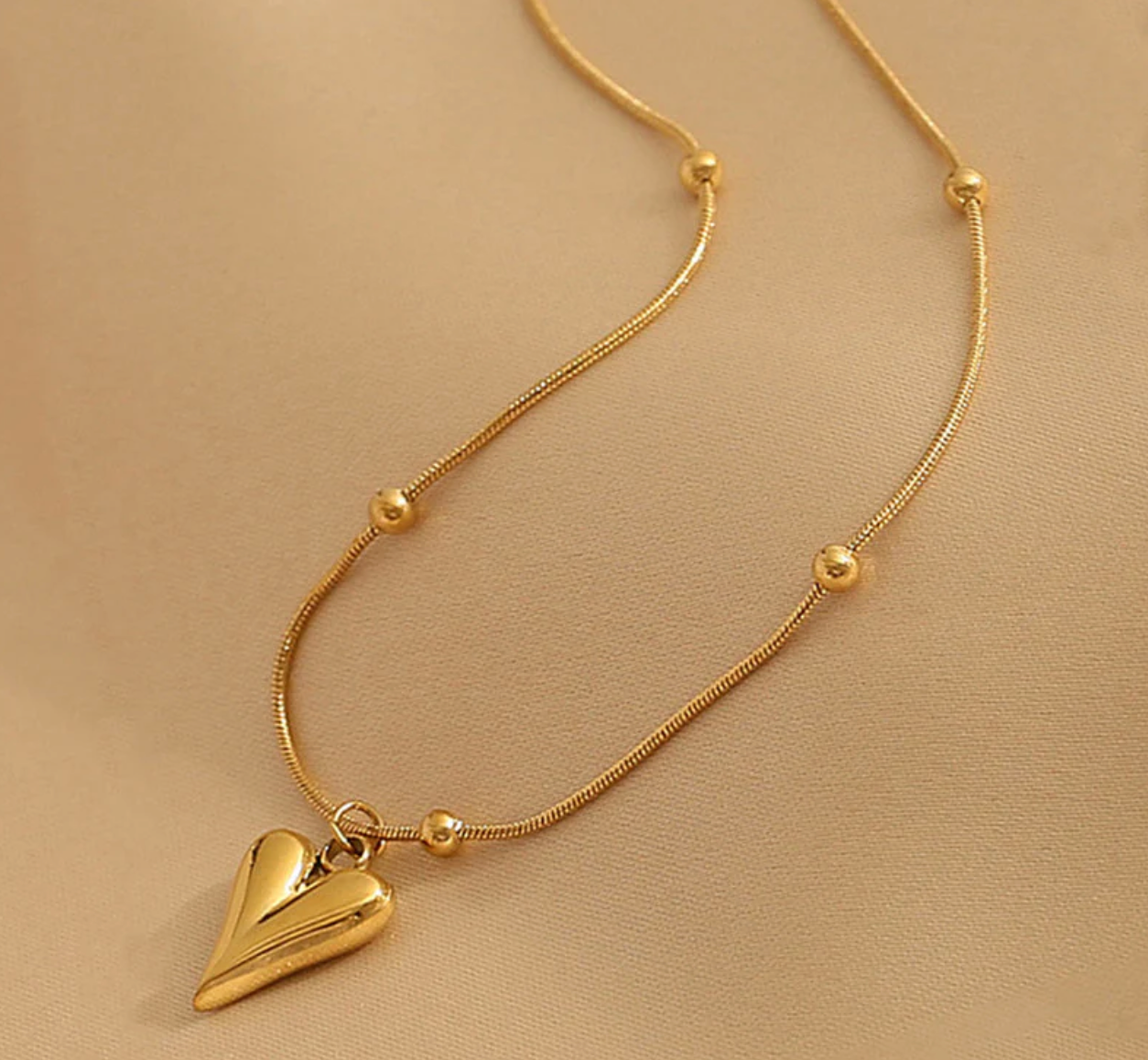 Gold-Plated Anti Tarnish Heart themed Stainless Steel Pendant