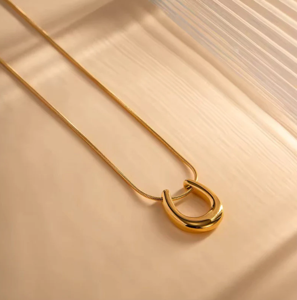 Gold-Plated Stainless Steel Anti Tarnish Geometric Shaped Pendant For Women