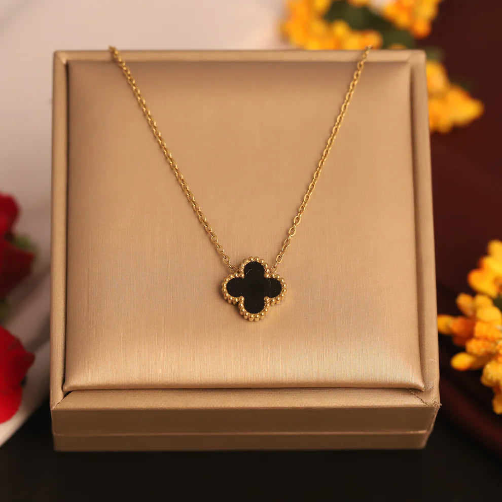 Black Clover Pendant Necklace for Women – Gold Chain Elegant Charm Necklace