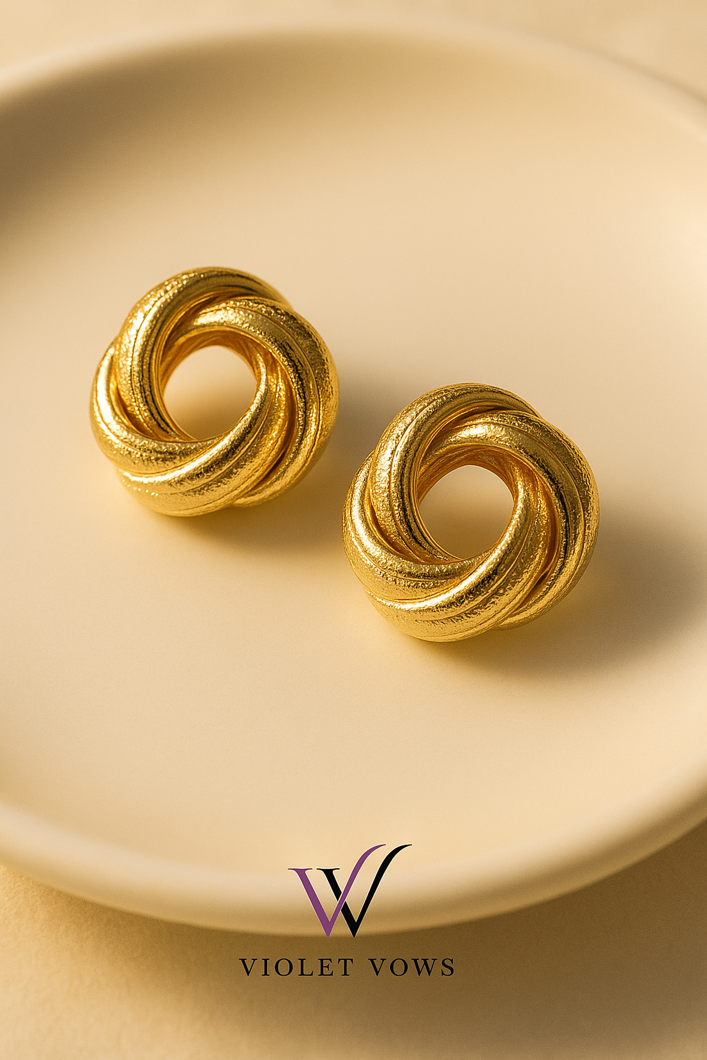 Classic Gold knot Stud Earrings