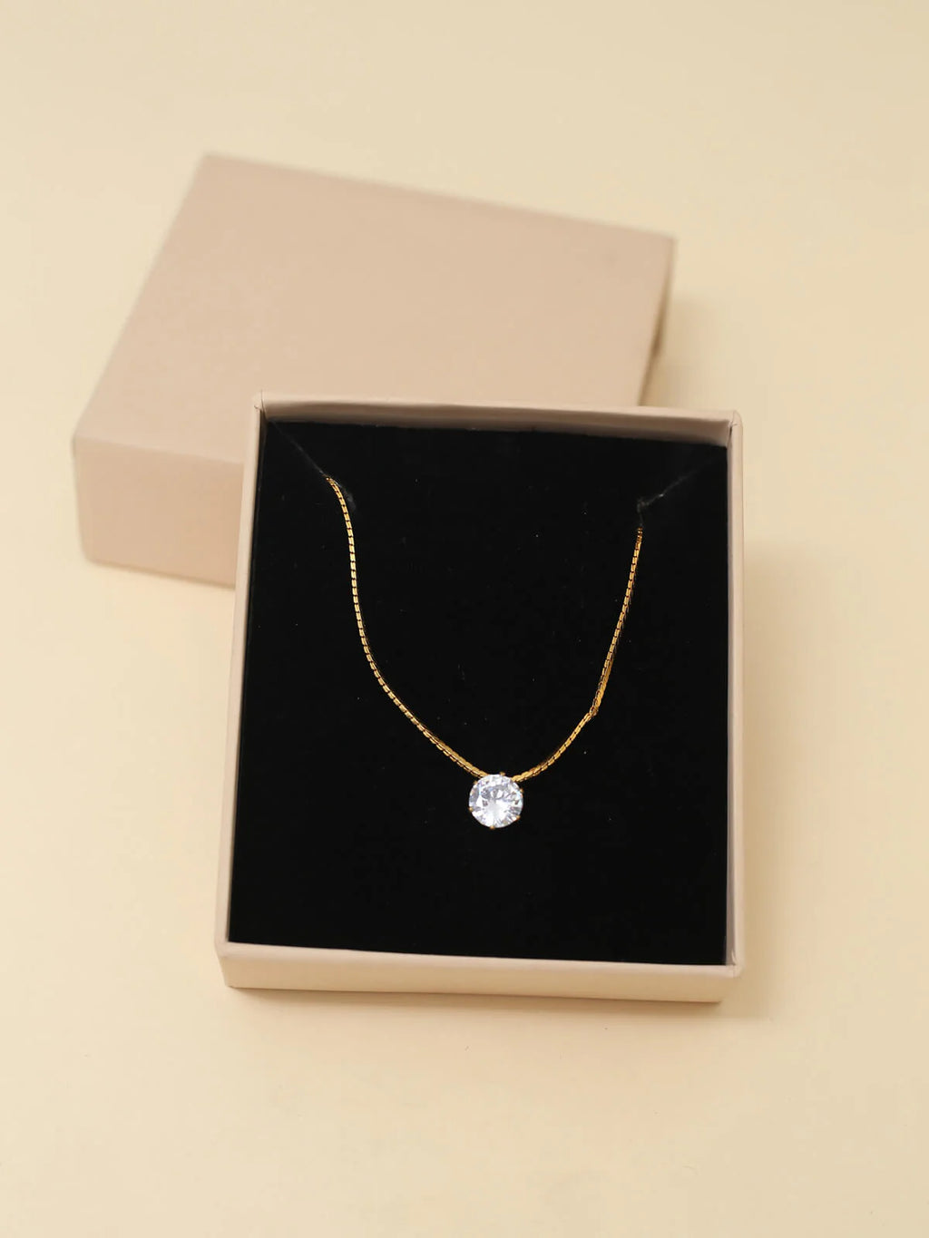 Ella Necklace