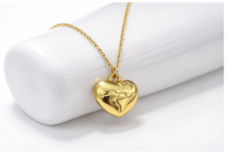 Gold Heart Pendant Necklace