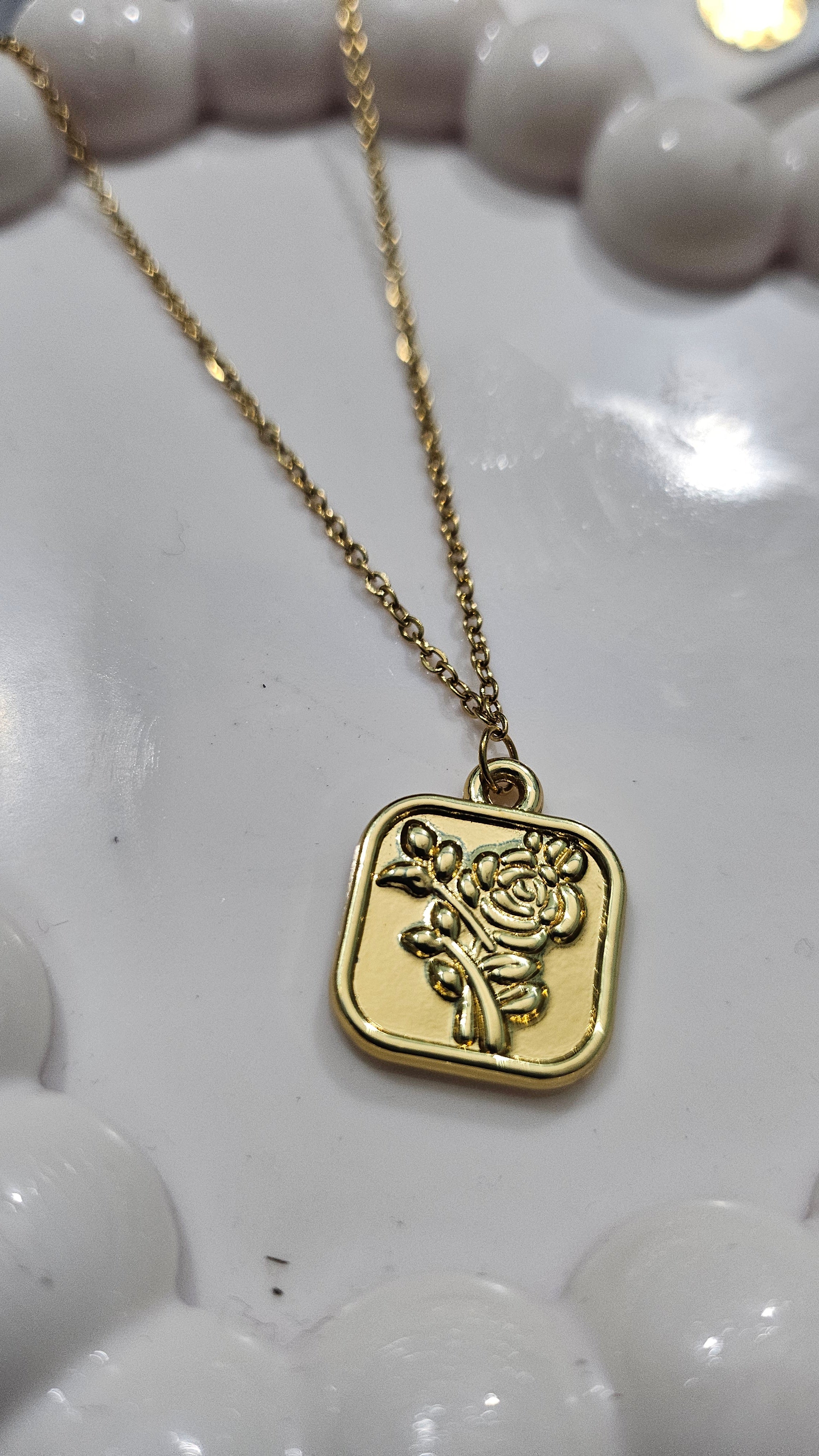 Golden Rose Square Pendant Necklace for Women – Anti-Tarnish Imitation Jewellery