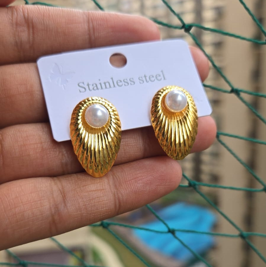 Golden Shell Pearl Studs