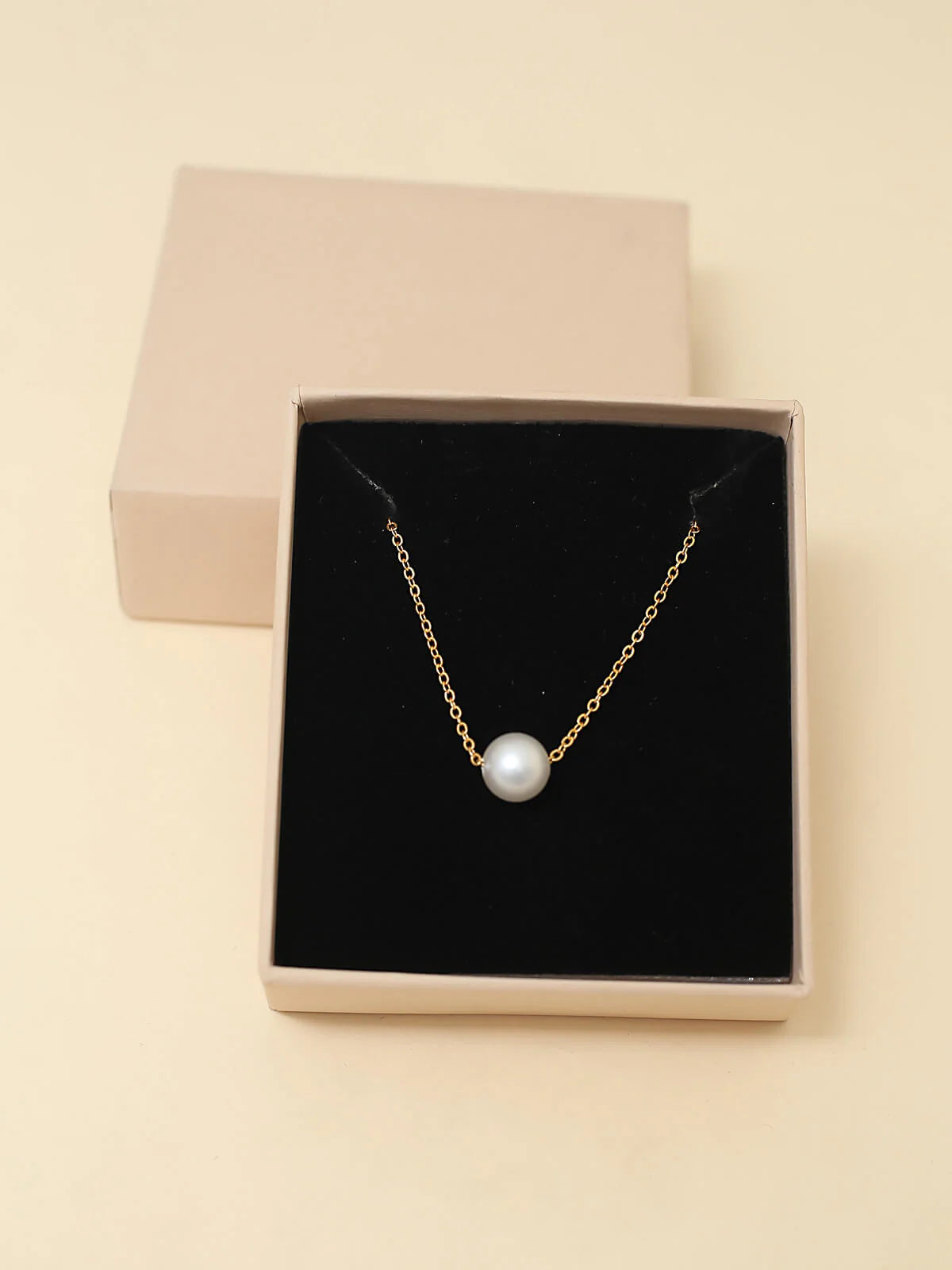 Layla necklace