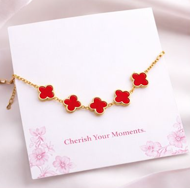 Red Clover Flower Bracelet for Women – Gold Chain Adjustable Charm Bracelet