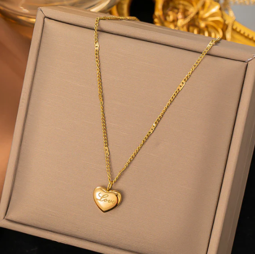Gold Plated Stainless Steel Anti Tarnish Heart Themed Pendant For Women