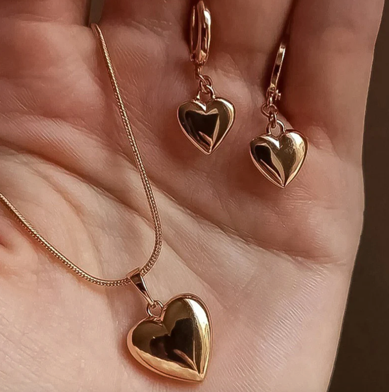 Gold-Plated Anti Tarnish Heart Themed Jewellery Set