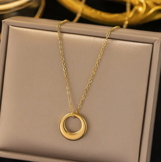 Gold Plated Stainless Steel Anti Tarnish Geometric Circle Pendant