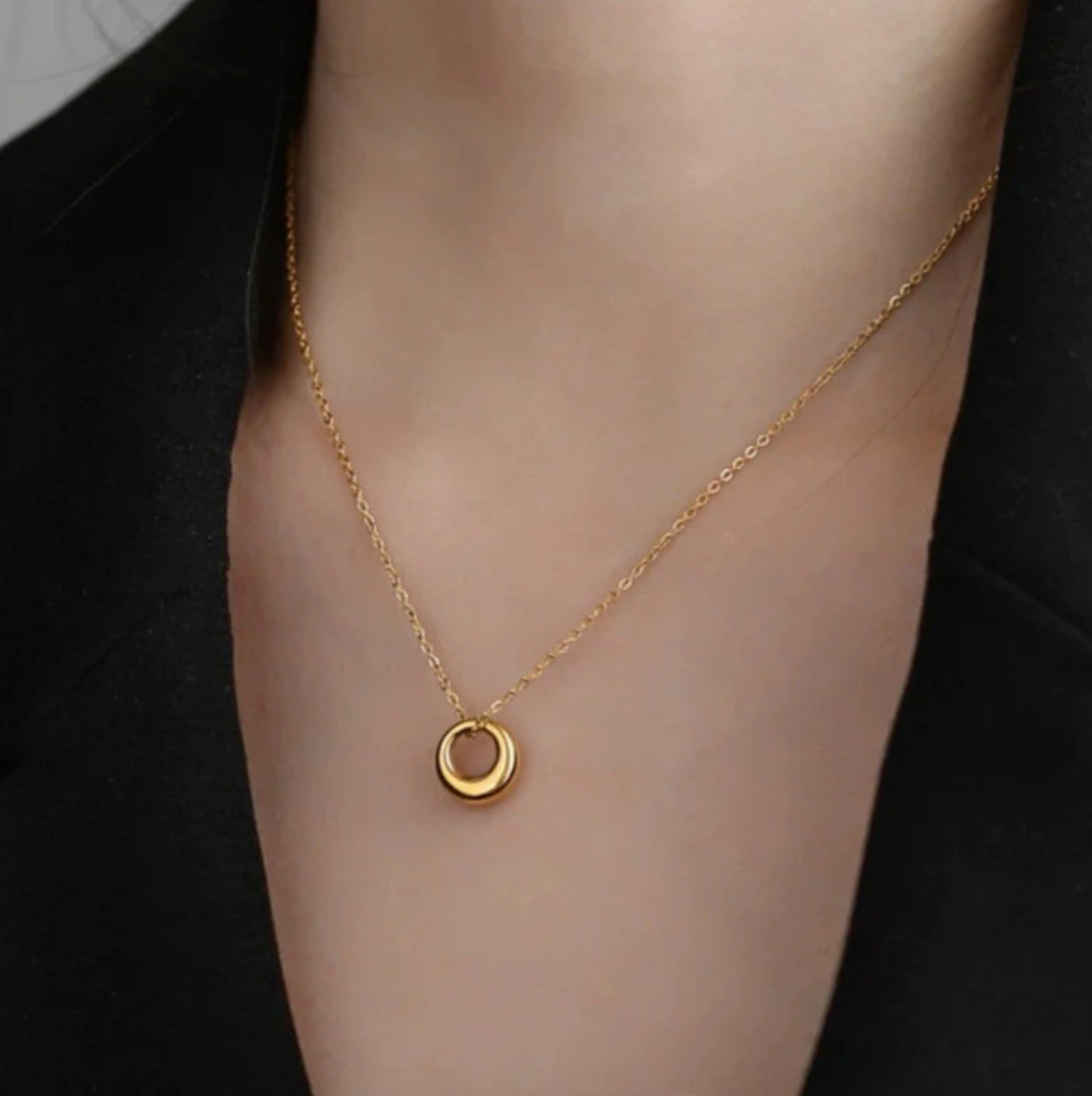 Gold Plated Stainless Steel Anti Tarnish Geometric Circle Pendant