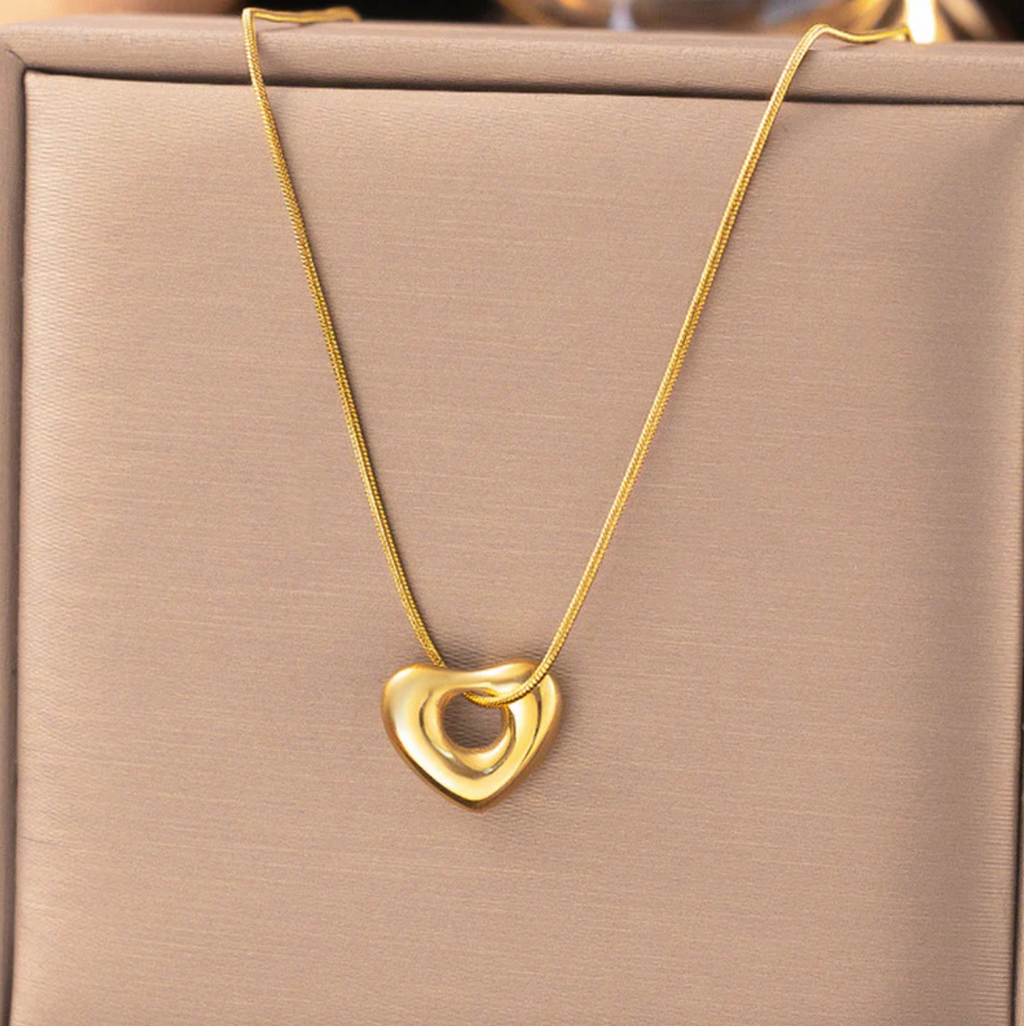 Gold Plated Anti Tarnish Stainless Steel Heart Themed Pendant