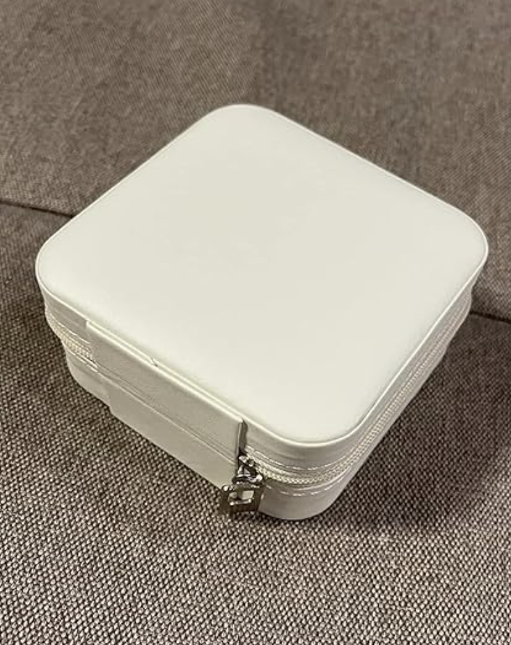 Travel Jewelry Organizer – Elegant, Durable & Perfect for Gifts (Any random colour, No Jewellery Included)