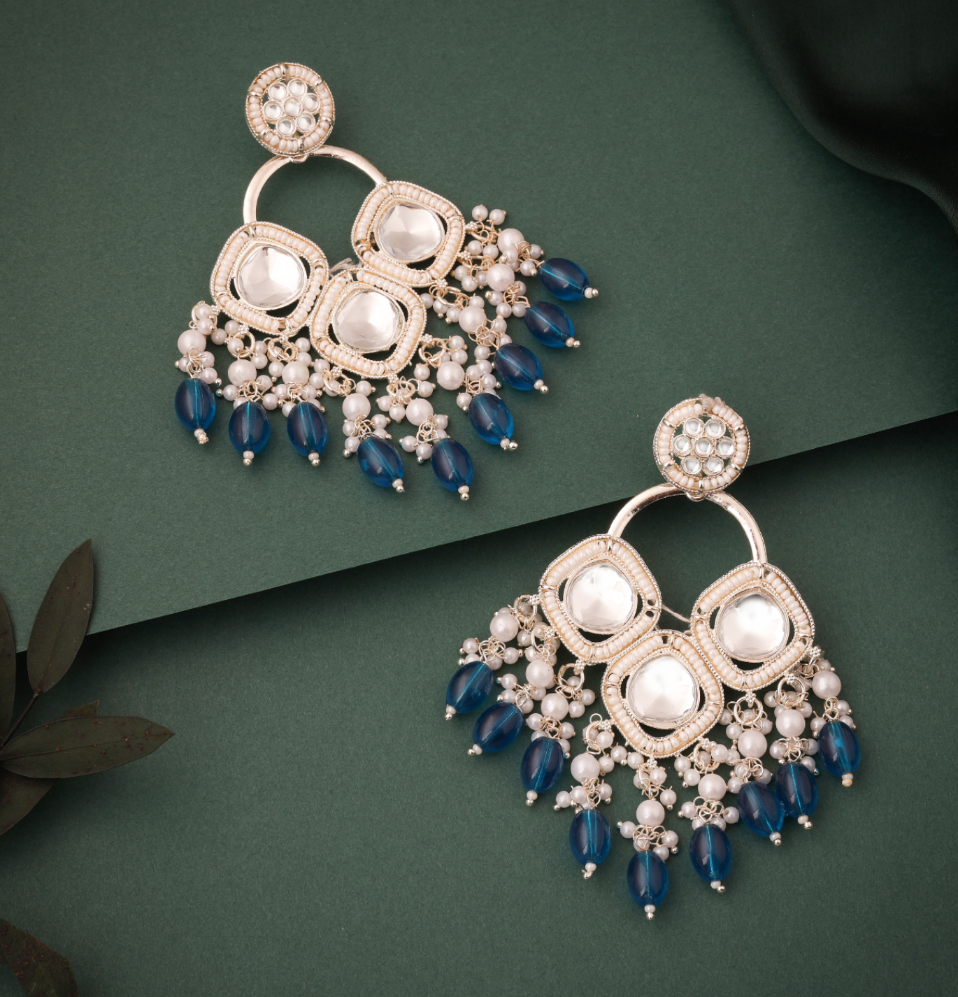 Hunar - White Gold Plated Earrings