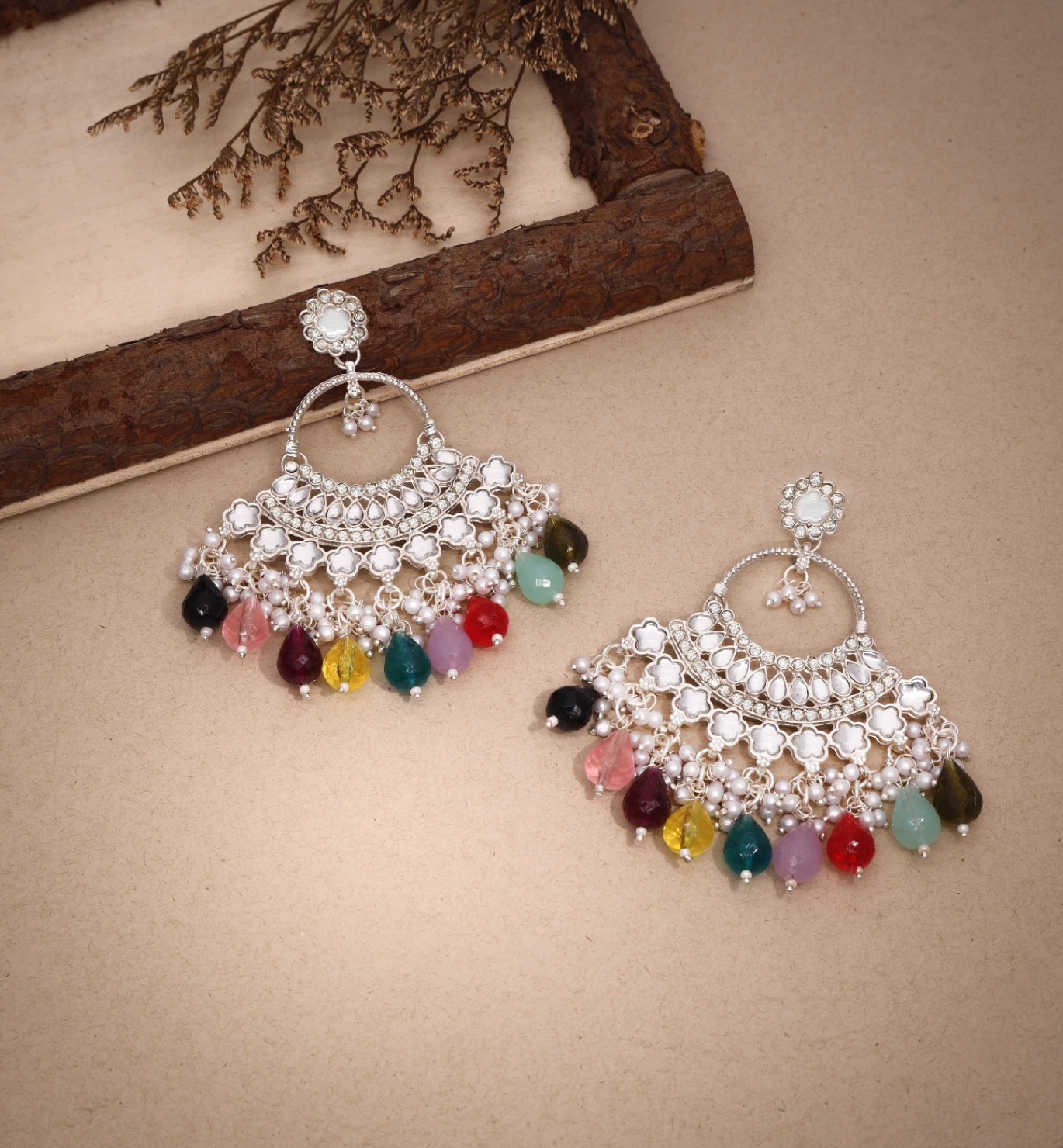 Tum - Jhumka Earrings with Kundan & Pearl - Multicolor