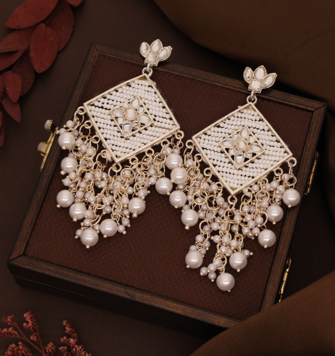 Eliza - Kundan & Pearl Dangle Earring