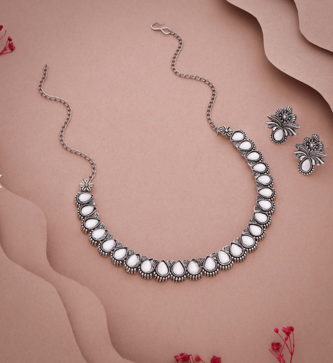 Nitya - Delicate Stone Silver-Toned Necklace Set: A Touch of Glamour