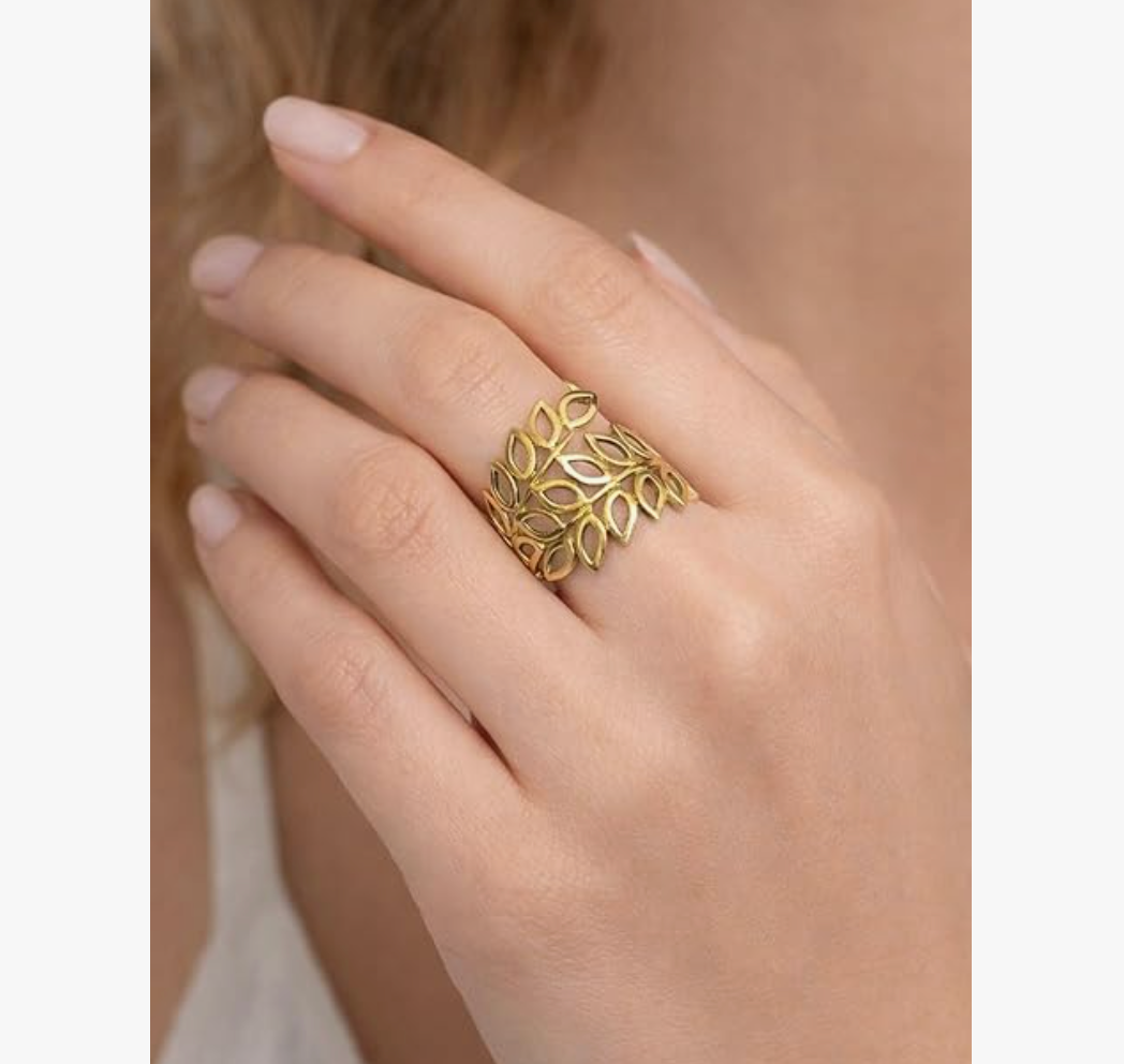 Gold Wide Band Cutout Leaf Crown Open Ring