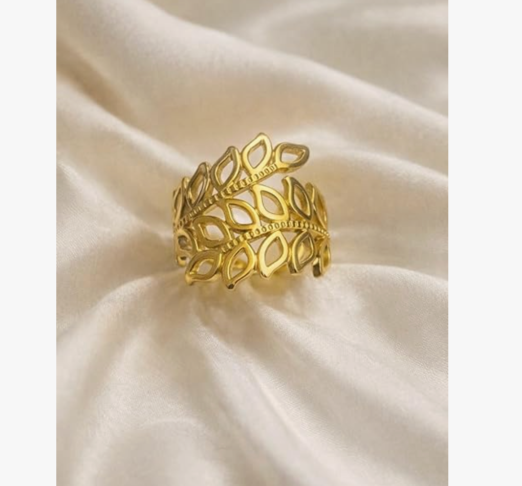 Gold Wide Band Cutout Leaf Crown Open Ring