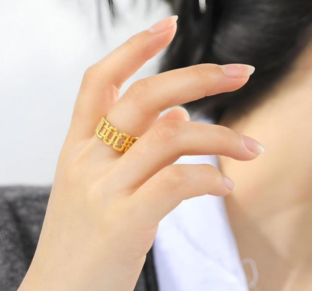 Gold Wide Band Chain Link Open Ring