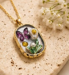 Gold 3D Butterfly Garden Pearl & Citrine Crystal Terrarium Oval Locket Necklace