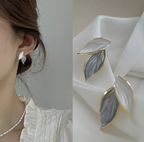 Dual Leaf Shell Stud Earrings
