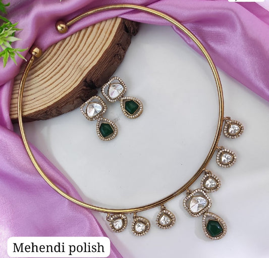 Mehendi Polish Hasli Set with Earrings - Green