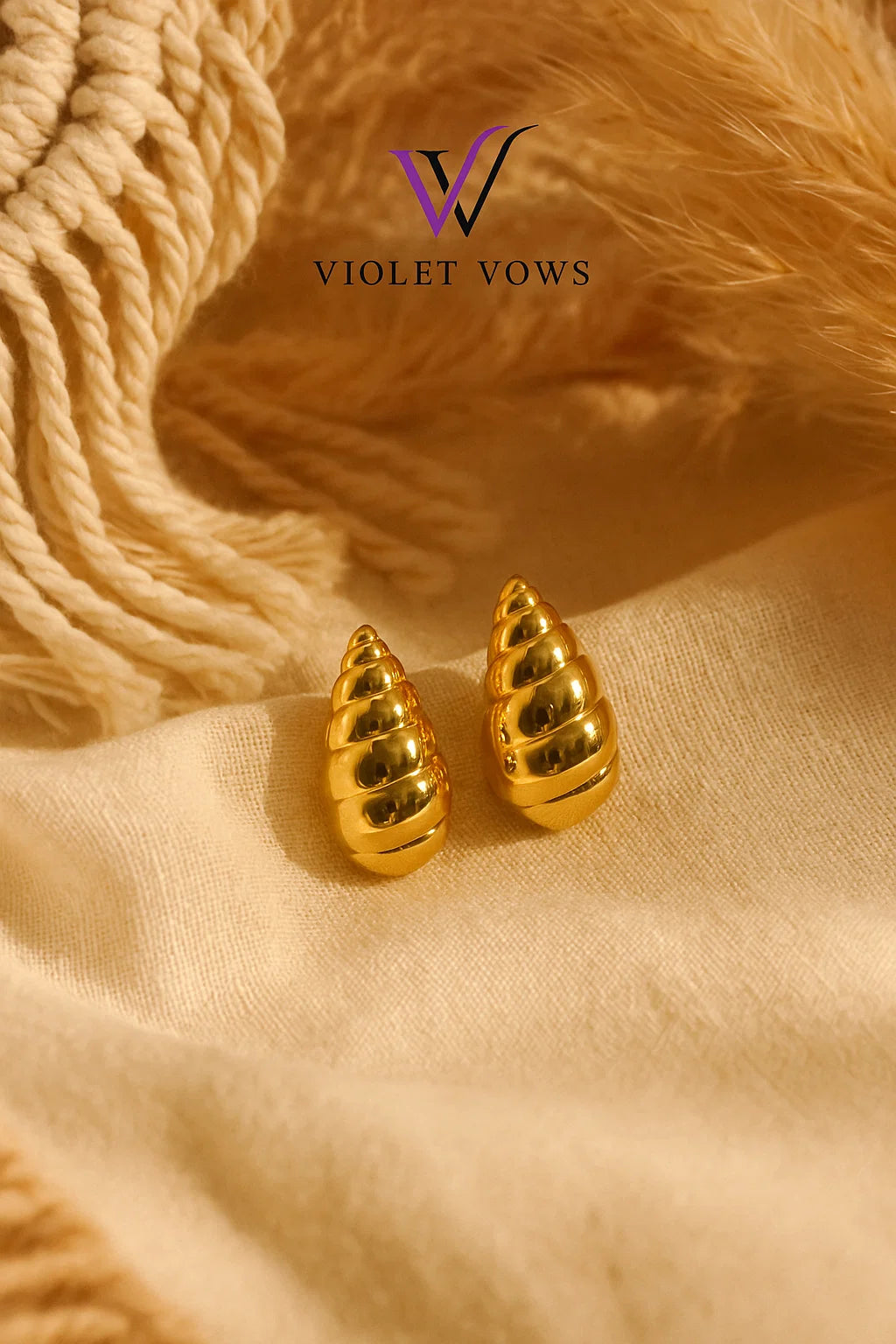 Golden Shell Earrings - Spiral Design | Beach-Inspired Studs