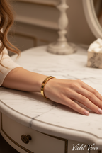 Classic Gold Minimal Bangle Bracelet for Women – Luxury Inspired Everyday Elegance