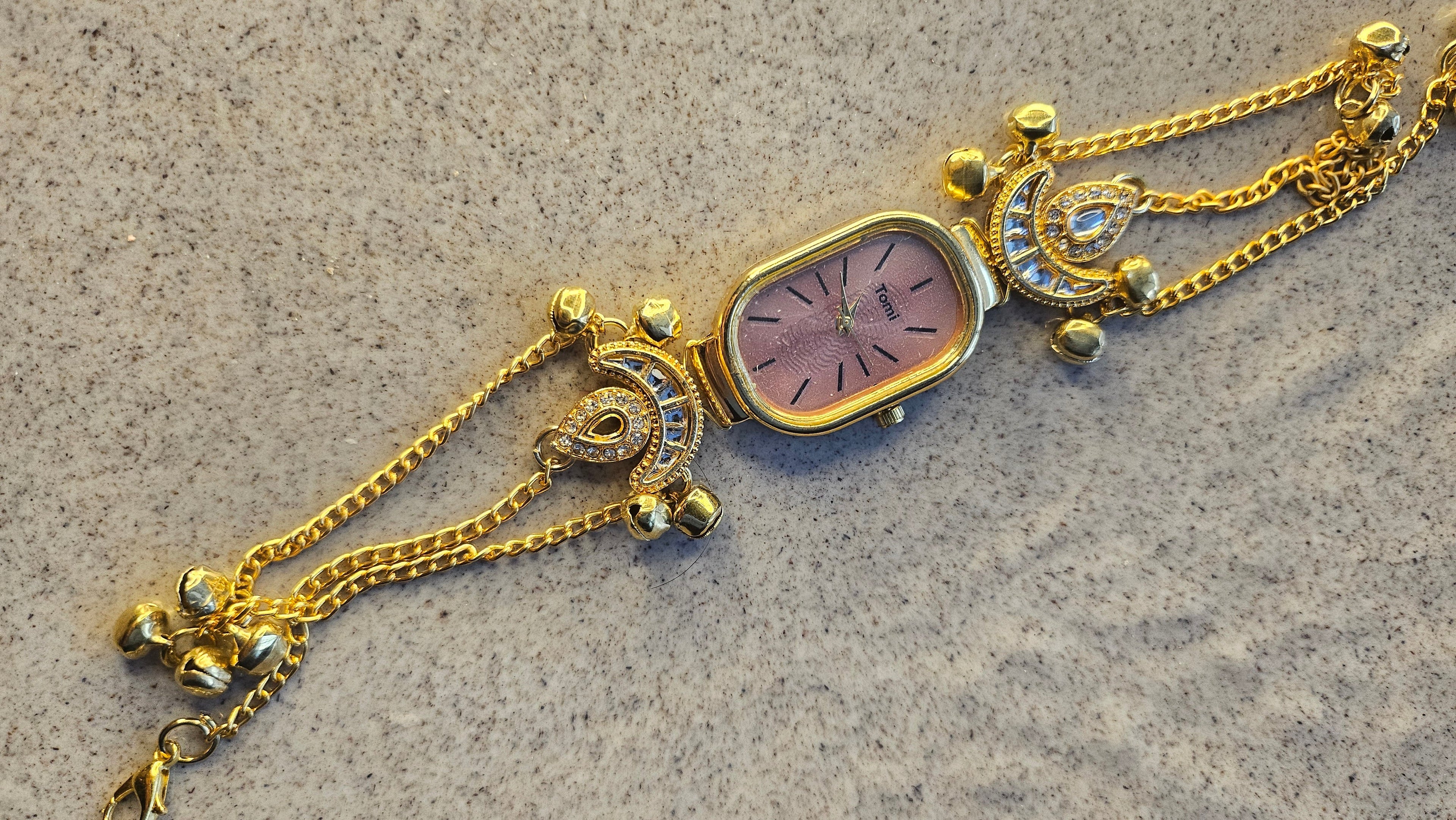 Peacock Charm Bracelet Watch Blue Edition – front view
