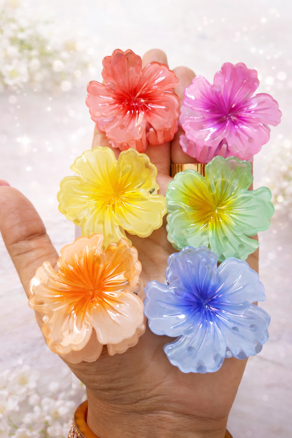 Hibiscus Flower Hair Clutcher Small | Resin Floral Claw Clip (Randon colour)